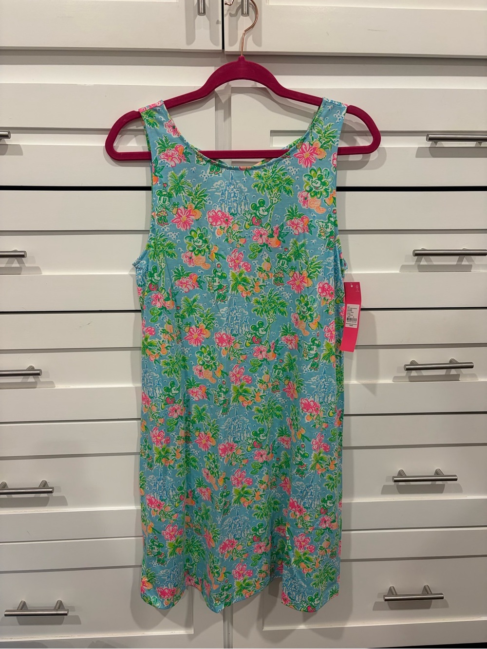 NWT Lilly Loves Disney Kristen - size M